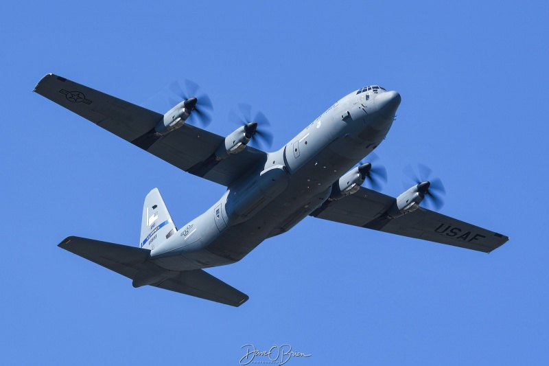 REACH259
15-5893 / C-130J-30	
165th AS / Louisville ANGB, KY
6/30/25
Keywords: Military Aviation, KPSM, Pease, Portsmouth Airport, C-130J-30, 165th AS