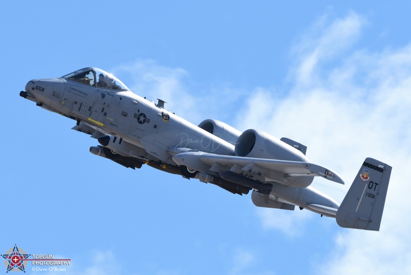 A-10C Warthog, Hog 1 flight off to the range
82-0658 / 422nd TES
Nellis AFB
