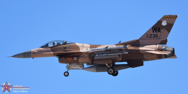 Ivan 11 landing RW3L
84-0236 (Desert Flanker)
F-16 Aggressor 64th AGRS
