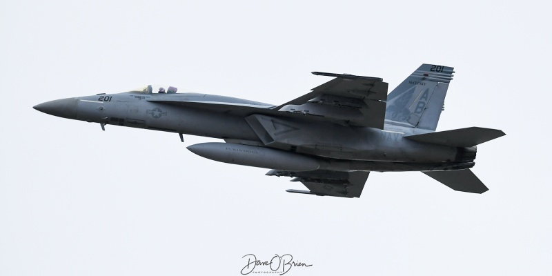 RIPPER13
168354 / F/A-18E	
VFA-143 Pukin Dogs / NAS Oceana
12/9/23
Keywords: Military Aviation, KBED, Hanscom Airport, F/A-18E, VFA-143