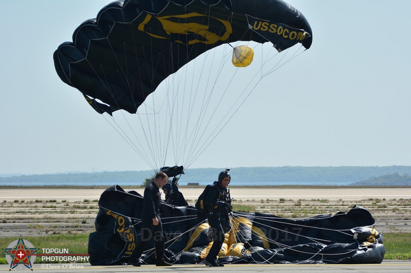 US SOCOM jumpers
Keywords: RhodeIslandAirShow2017,