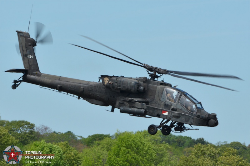 AH-64D Apache
Keywords: RhodeIslandAirShow2017 Dynamic Military Display