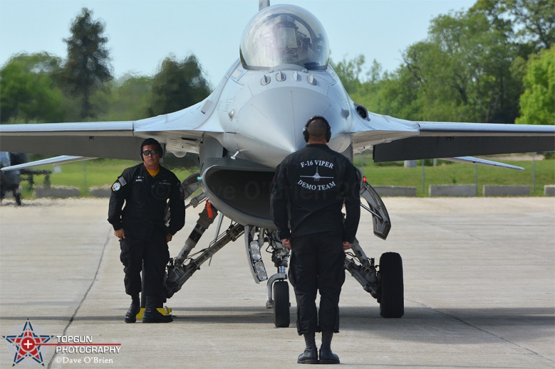 F-16 Viper Demo
Keywords: RhodeIslandAirShow2017 F16ViperDemo