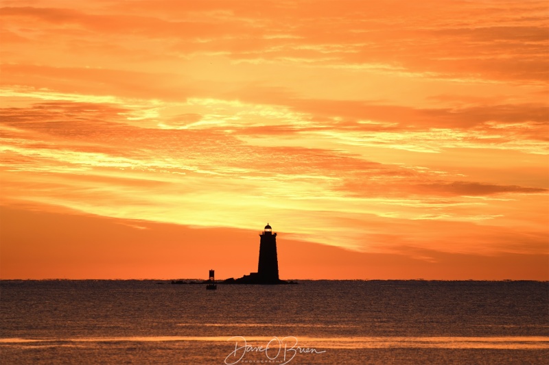 Sunrise behind Whaleback Lighthouse
12/15/21
Keywords: lighthouse, New Hampshire, Portsmouth NH, coast,