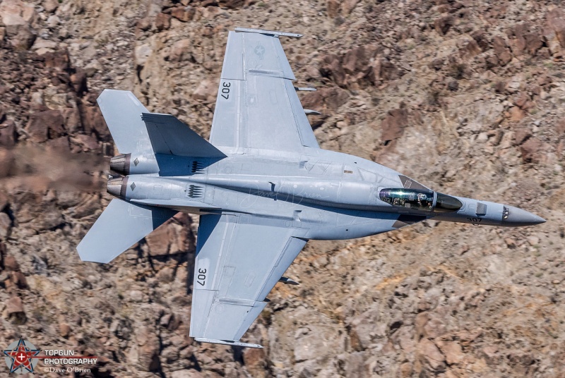 F/A-18E  / VFA-113 Stingers -NA-307 /168884
F-18E diving through the canyon
Keywords: Star Wars Canyon, Low Level, Jedi Transition, Edwards AFB, Panamint Springs, Death Valley, USAF, US Navy, US Marines