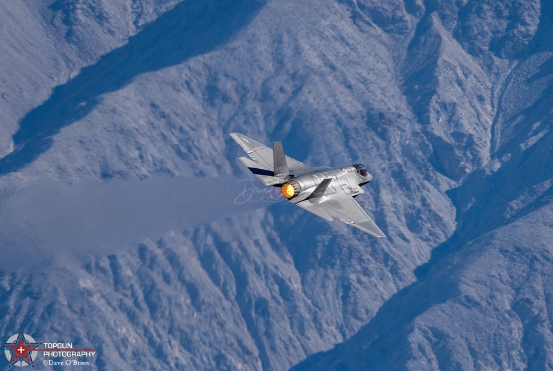 F-35C / VX-9 Vampires - XE-104 / 168841
VAMPIRE 12 departs the canyon to the east.
Keywords: Star Wars Canyon, Low Level, Jedi Transition, Edwards AFB, Panamint Springs, Death Valley, USAF, US Navy, US Marines, F-35C