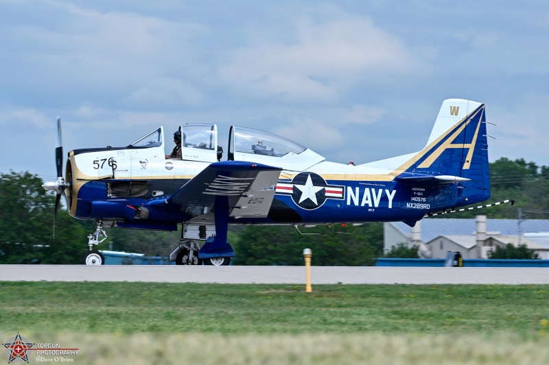 T-28 landing
T-28C / N289RD
7/21/26
Keywords: KOSH, Oshkosh, EAA Air Adventure, Air Show, T-28 Trojan
