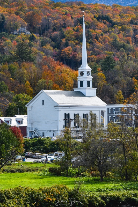 Stowe Vt
Colors just weren't popping due to all the rain
10/9/23
Keywords: Stowe Vt, Foliage, New England, Vermont