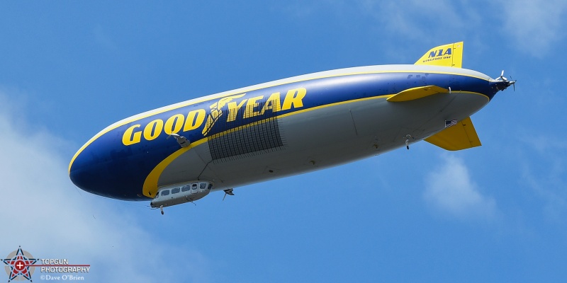 Goodyear Blimp
Zeppelin LZ NO7-01 / N1A
7/24/26
Keywords: KOSH, Oshkosh, EAA Air Adventure, Air Show, N1A, Goodyear Blimp
