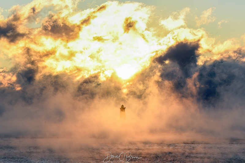 Seasmoke sunrise
Temp was -12, Wind Chill felt like -37. Coldest I've ever taken pictures in.
2/4/23 
