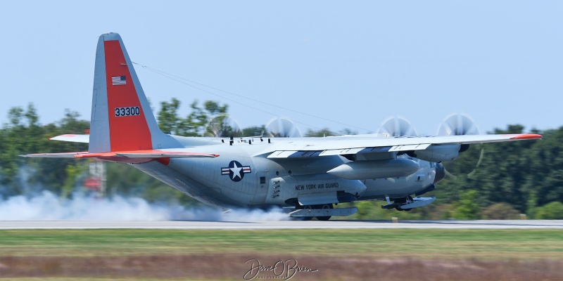 SKIER41 working RW34
LC-130H / 73-3300
139th AS / Schenectady NY
9/10/22
Keywords: Military Aviation, KPSM, Pease, Portsmouth Airport, C-130